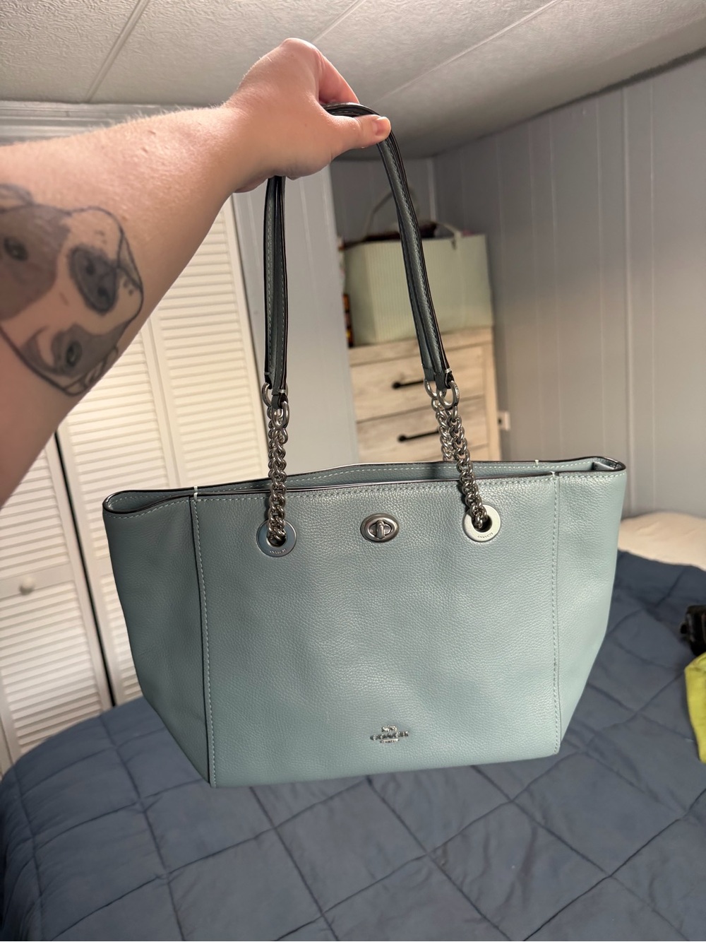 Coach Turnlock Chain Tote 27